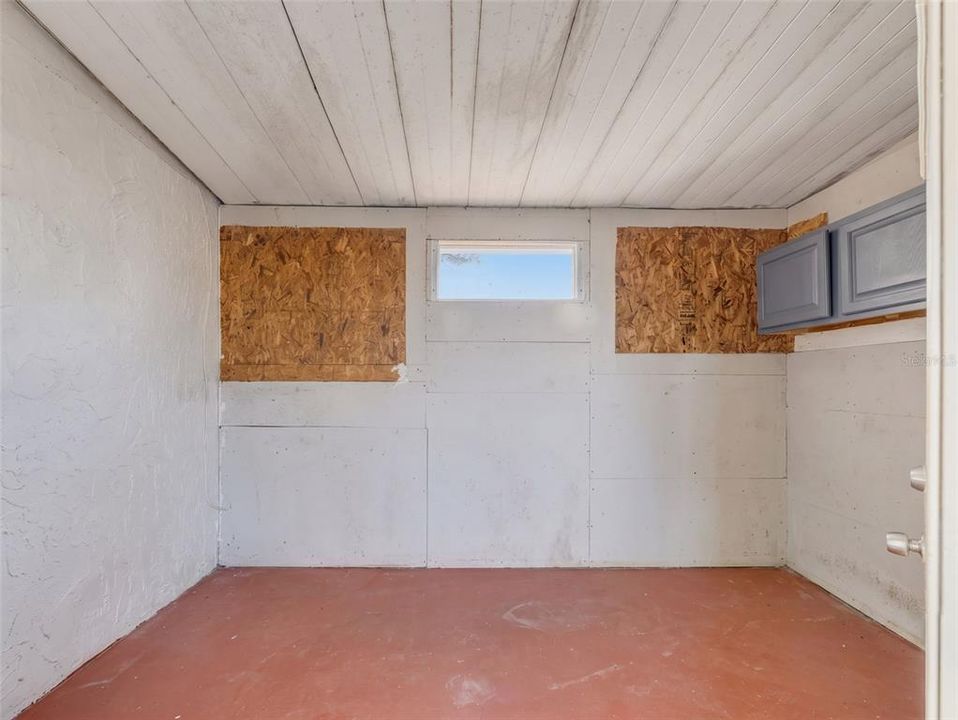 For Sale: $249,900 (3 beds, 2 baths, 1360 Square Feet)