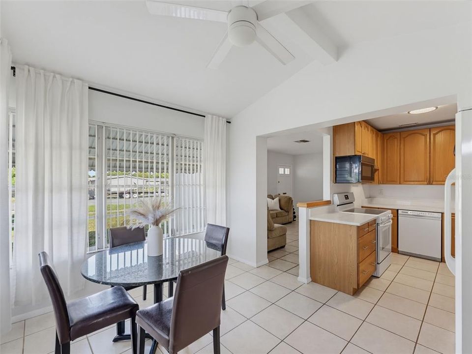 For Sale: $249,900 (3 beds, 2 baths, 1360 Square Feet)