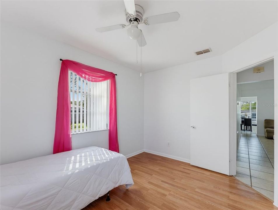 For Sale: $249,900 (3 beds, 2 baths, 1360 Square Feet)