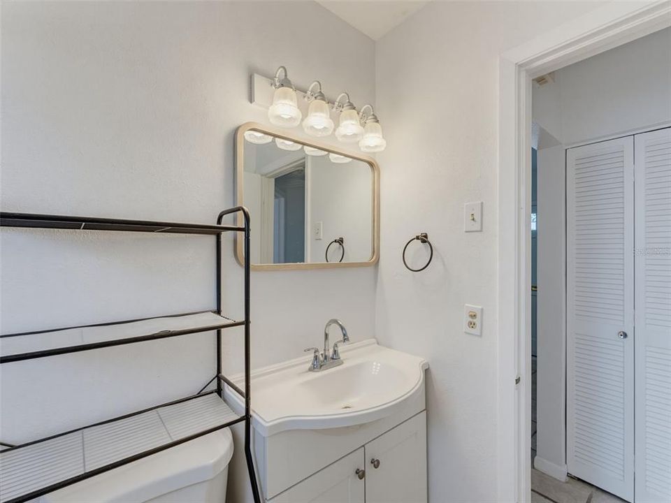 For Sale: $249,900 (3 beds, 2 baths, 1360 Square Feet)