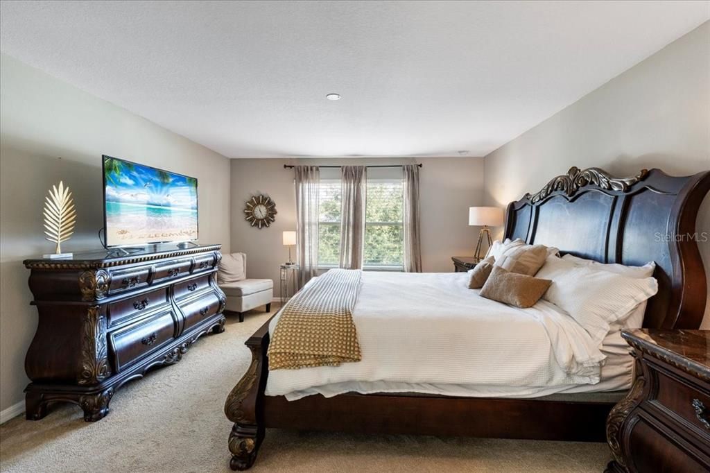 For Sale: $399,000 (4 beds, 3 baths, 2814 Square Feet)