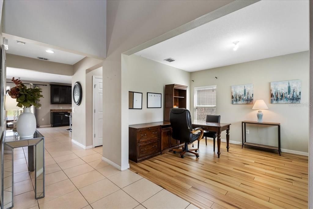 For Sale: $399,000 (4 beds, 3 baths, 2814 Square Feet)