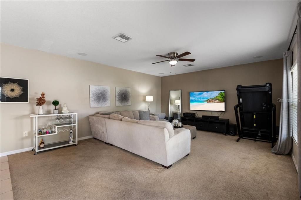 For Sale: $399,000 (4 beds, 3 baths, 2814 Square Feet)