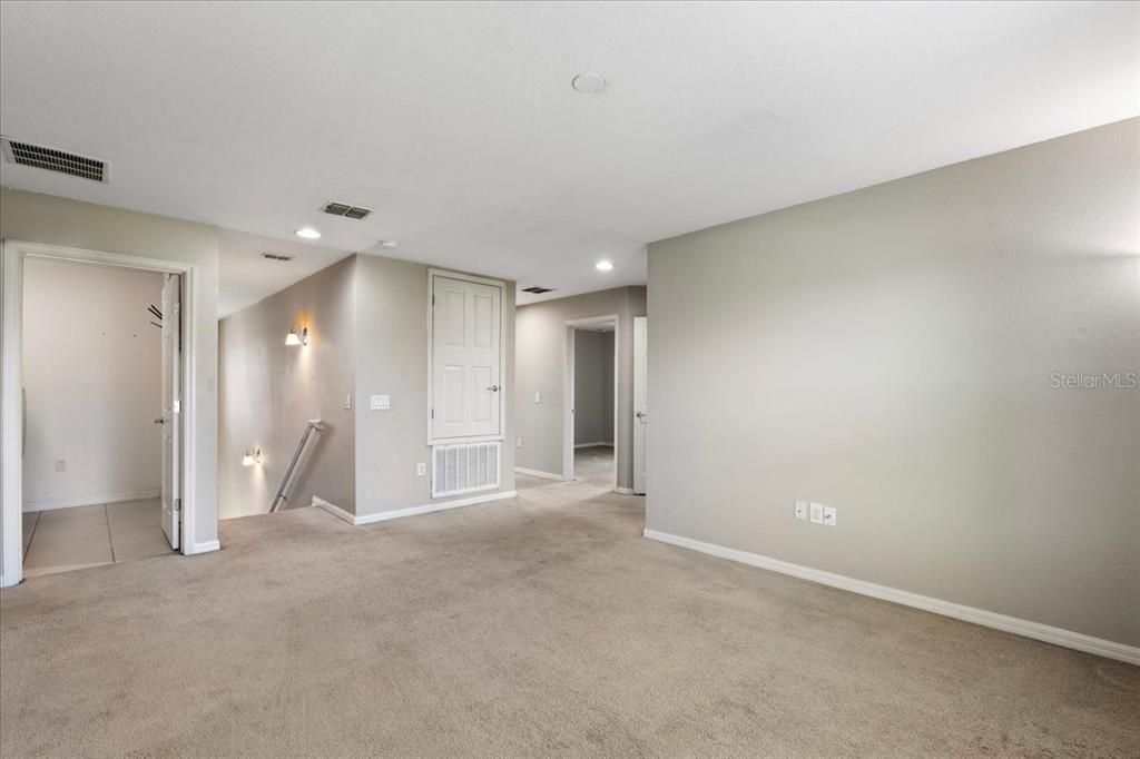 For Sale: $399,000 (4 beds, 3 baths, 2814 Square Feet)