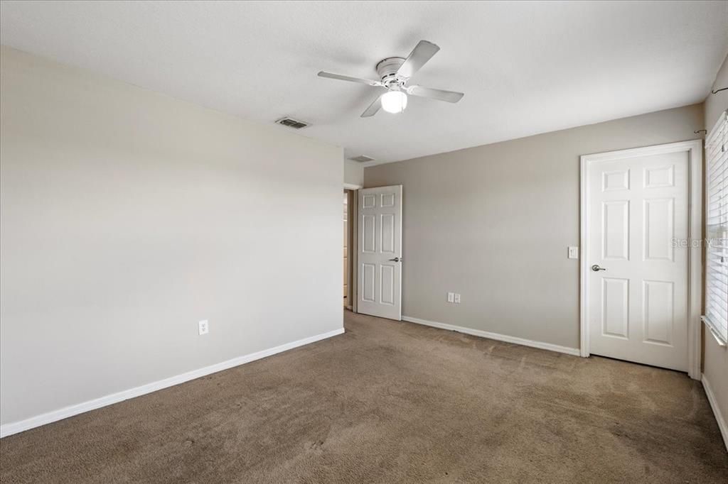 For Sale: $399,000 (4 beds, 3 baths, 2814 Square Feet)