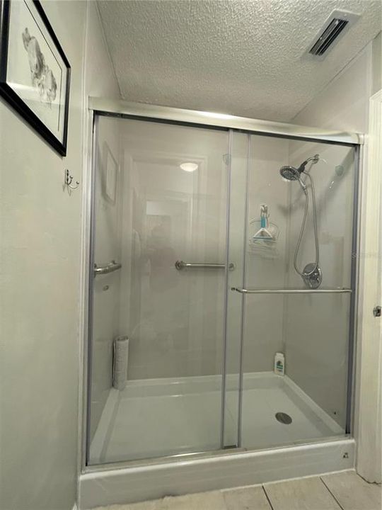 В аренду: $2,650 (2 спален, 1 ванн, 972 Квадратных фут)
