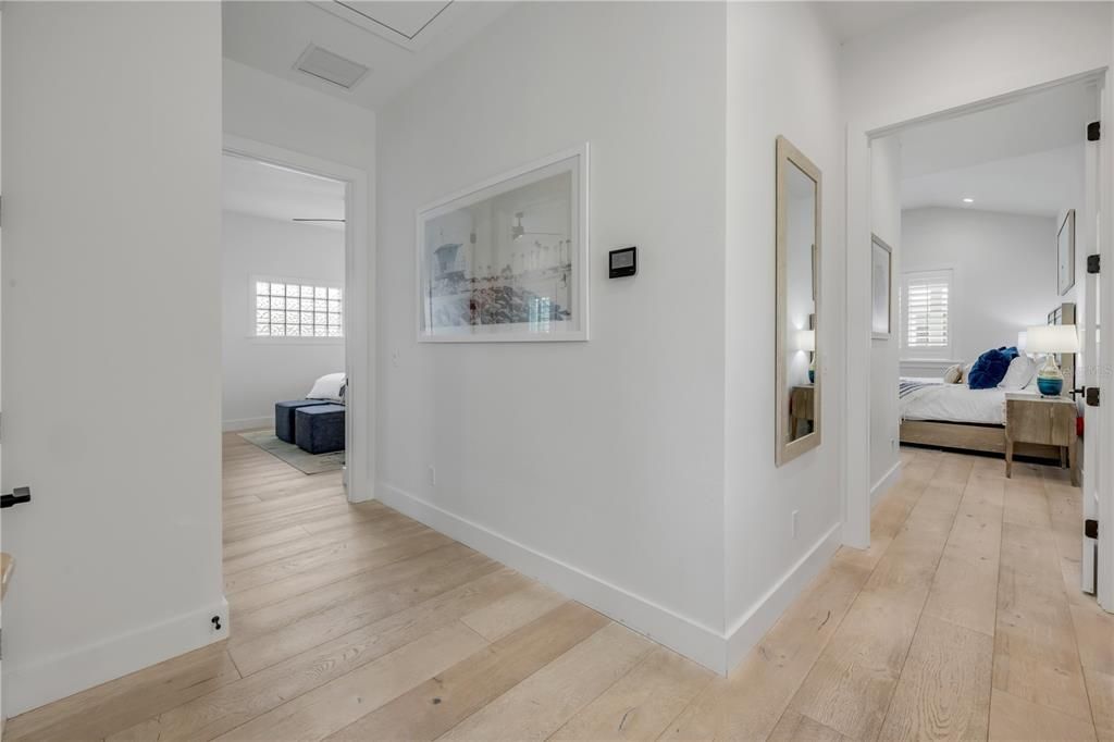 En Venta: $1,350,000 (3 camas, 3 baños, 2010 Pies cuadrados)