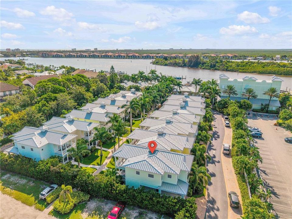 En Venta: $1,350,000 (3 camas, 3 baños, 2010 Pies cuadrados)