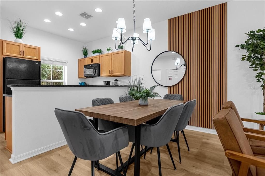 En Venta: $315,000 (2 camas, 2 baños, 1161 Pies cuadrados)