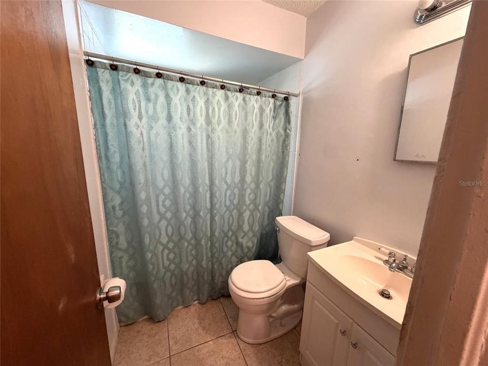 For Sale: $235,000 (3 beds, 2 baths, 1127 Square Feet)