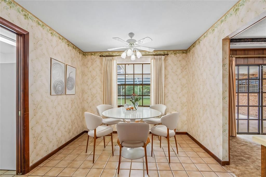 En Venta: $450,000 (3 camas, 2 baños, 2052 Pies cuadrados)