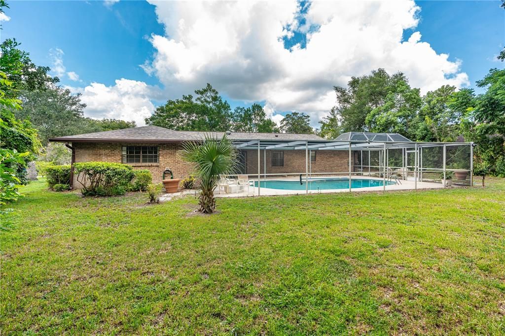 En Venta: $450,000 (3 camas, 2 baños, 2052 Pies cuadrados)