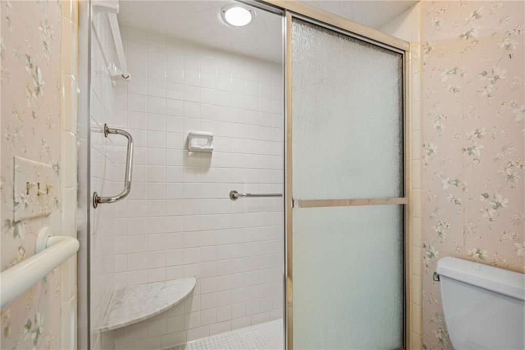En Venta: $450,000 (3 camas, 2 baños, 2052 Pies cuadrados)