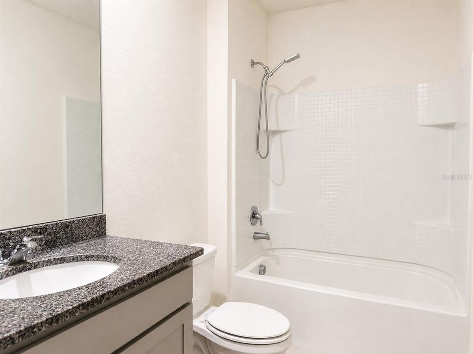 En Renta: $2,350 (4 camas, 2 baños, 1828 Pies cuadrados)