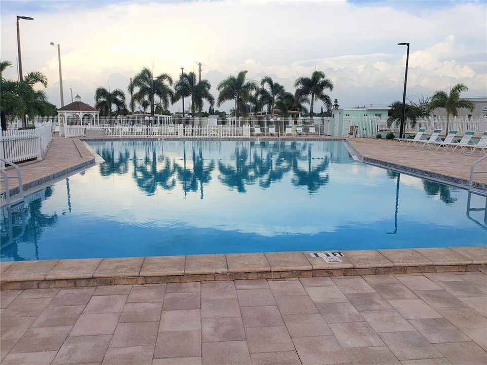 En Venta: $175,000 (2 camas, 2 baños, 915 Pies cuadrados)