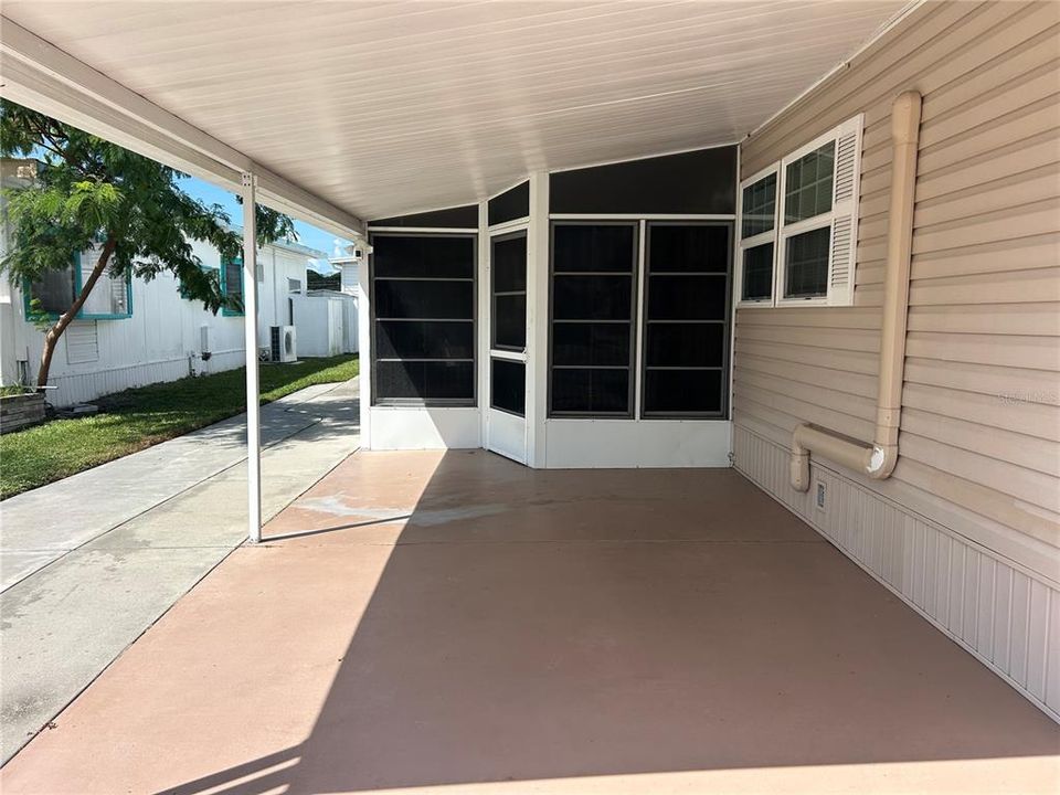 En Venta: $175,000 (2 camas, 2 baños, 915 Pies cuadrados)