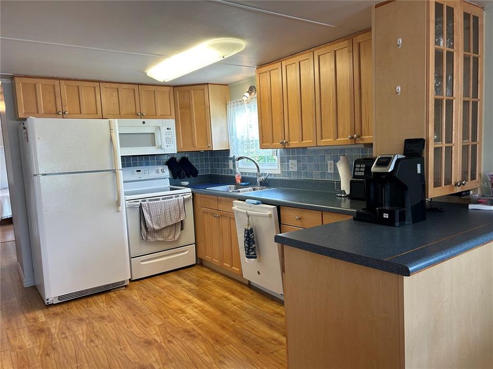En Venta: $175,000 (2 camas, 2 baños, 915 Pies cuadrados)