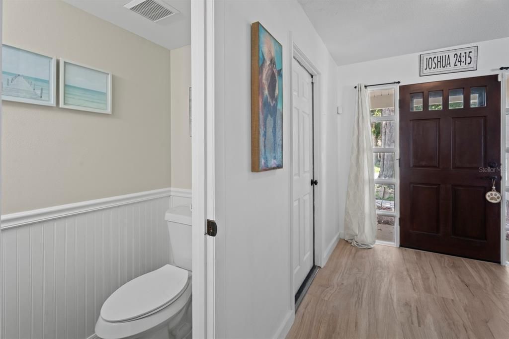 На продажу: $481,995 (3 спален, 2 ванн, 1705 Квадратных фут)