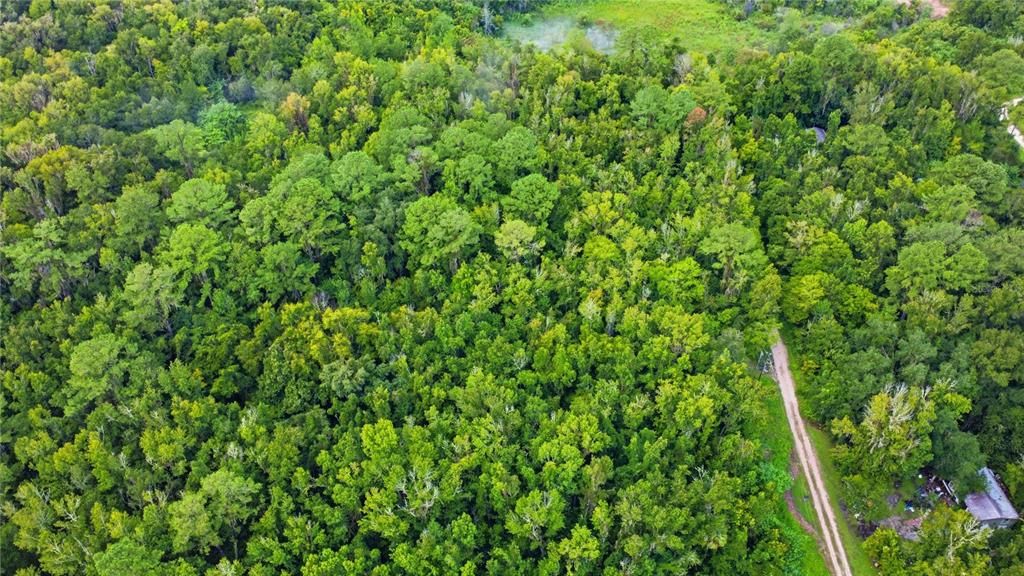 На продажу: $14,000 (0.25 acres)