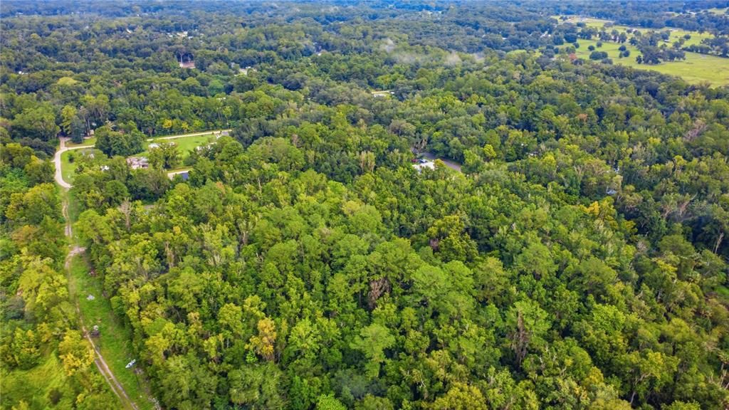 На продажу: $14,000 (0.25 acres)