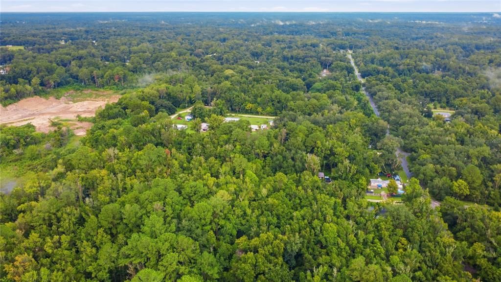 На продажу: $14,000 (0.25 acres)