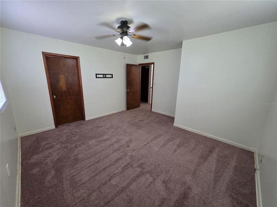 For Rent: $1,950 (3 beds, 2 baths, 1476 Square Feet)