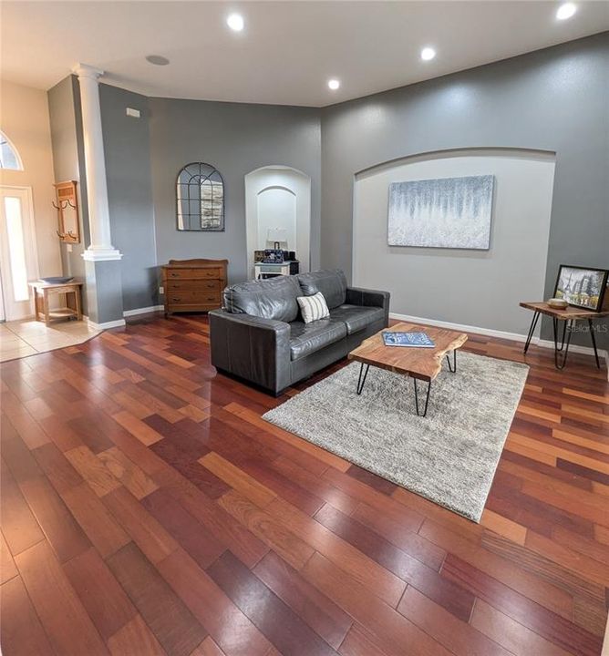 For Sale: $739,750 (4 beds, 3 baths, 2901 Square Feet)