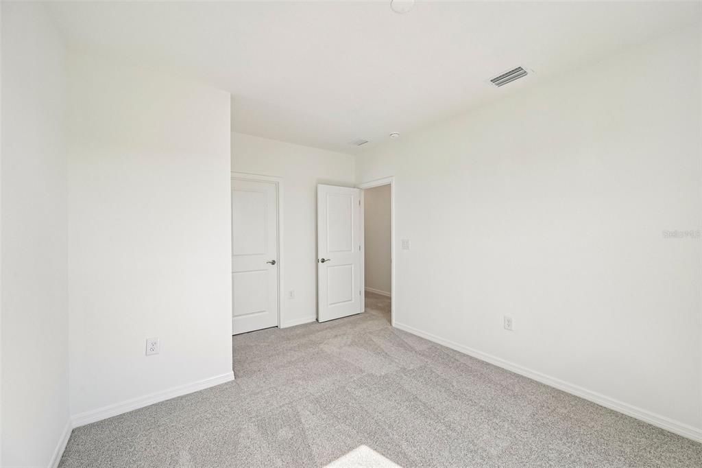 На продажу: $469,999 (4 спален, 3 ванн, 2628 Квадратных фут)