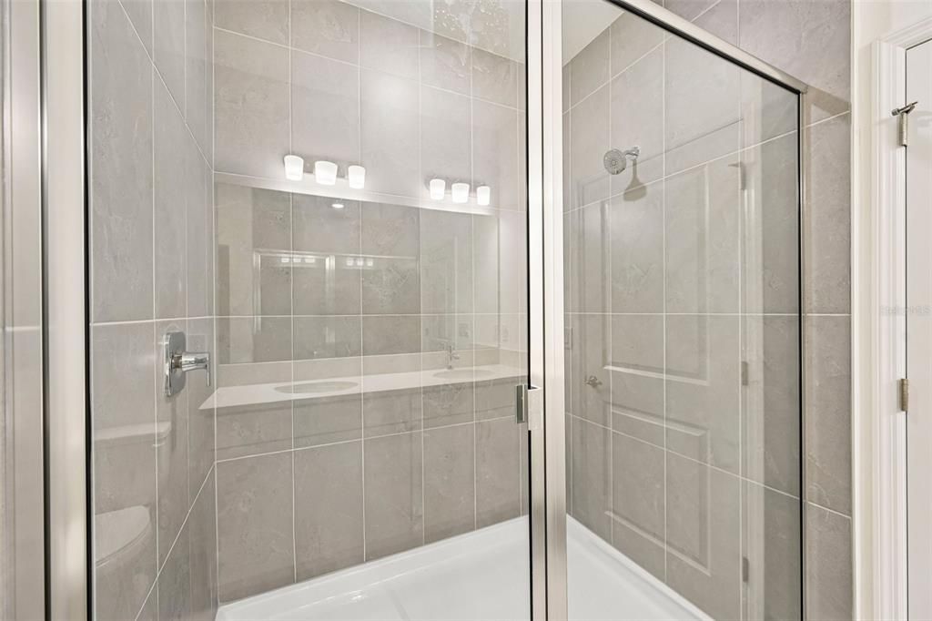 На продажу: $469,999 (4 спален, 3 ванн, 2628 Квадратных фут)