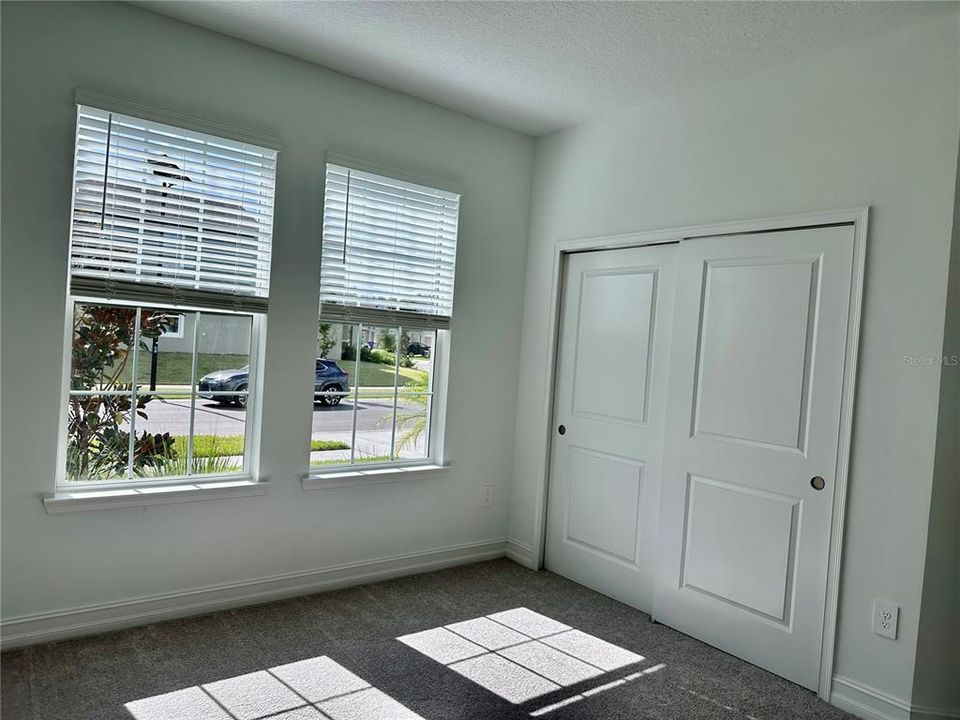 For Rent: $2,800 (4 beds, 3 baths, 2084 Square Feet)