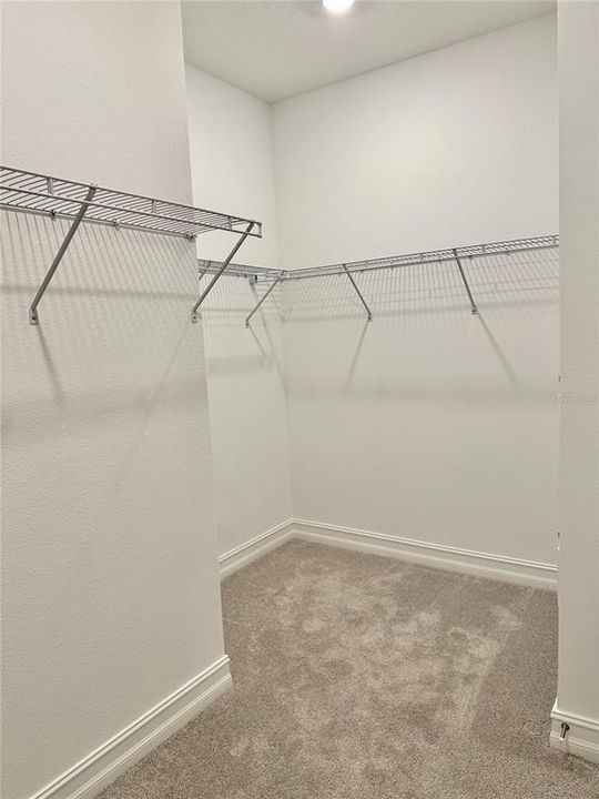 For Rent: $2,800 (4 beds, 3 baths, 2084 Square Feet)