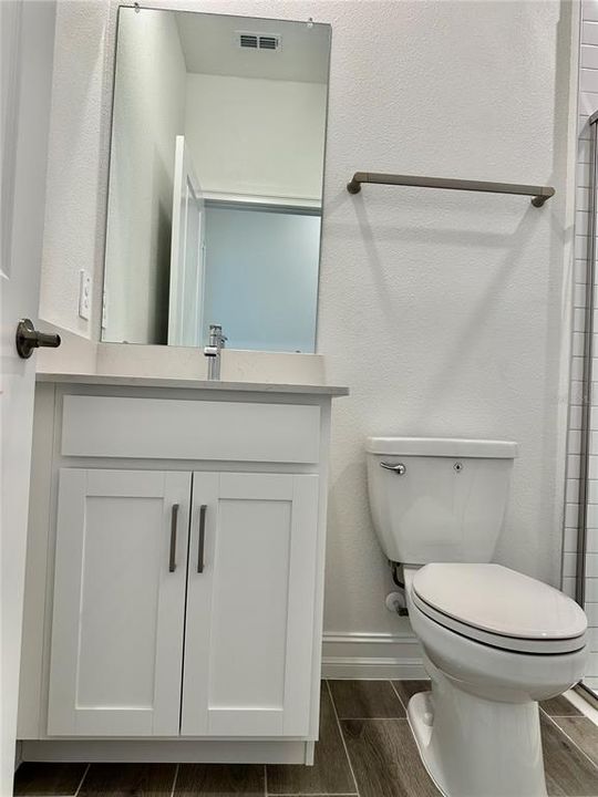For Rent: $2,800 (4 beds, 3 baths, 2084 Square Feet)