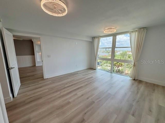 В аренду: $4,200 (2 спален, 2 ванн, 1429 Квадратных фут)