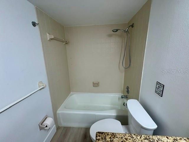 В аренду: $4,200 (2 спален, 2 ванн, 1429 Квадратных фут)