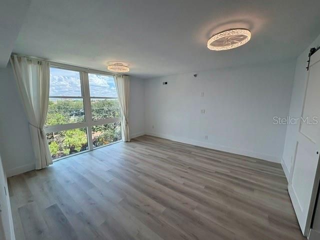 В аренду: $4,200 (2 спален, 2 ванн, 1429 Квадратных фут)