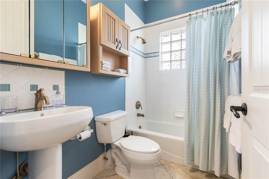 For Sale: $1,350,000 (4 beds, 3 baths, 3626 Square Feet)