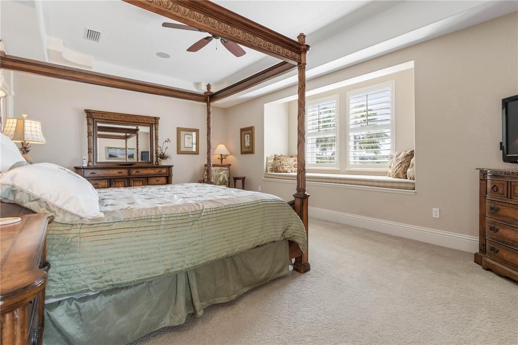 For Sale: $1,350,000 (4 beds, 3 baths, 3626 Square Feet)