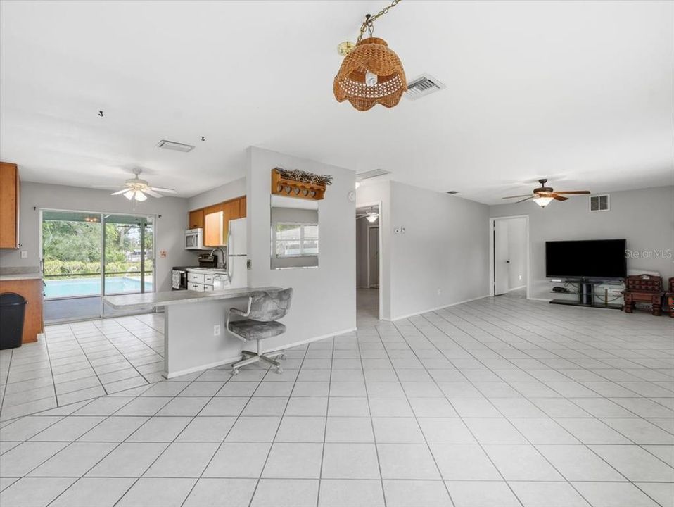 En Venta: $289,500 (3 camas, 2 baños, 1664 Pies cuadrados)