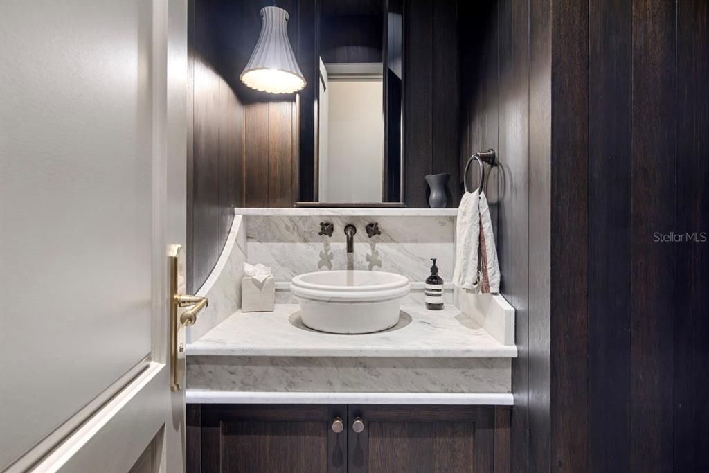 En Venta: $4,400,000 (4 camas, 5 baños, 3720 Pies cuadrados)
