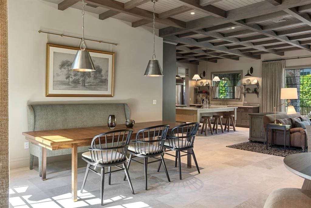 En Venta: $4,400,000 (4 camas, 5 baños, 3720 Pies cuadrados)