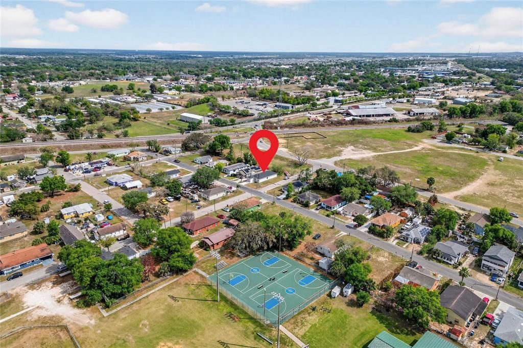 На продажу: $259,999 (3 спален, 2 ванн, 1250 Квадратных фут)