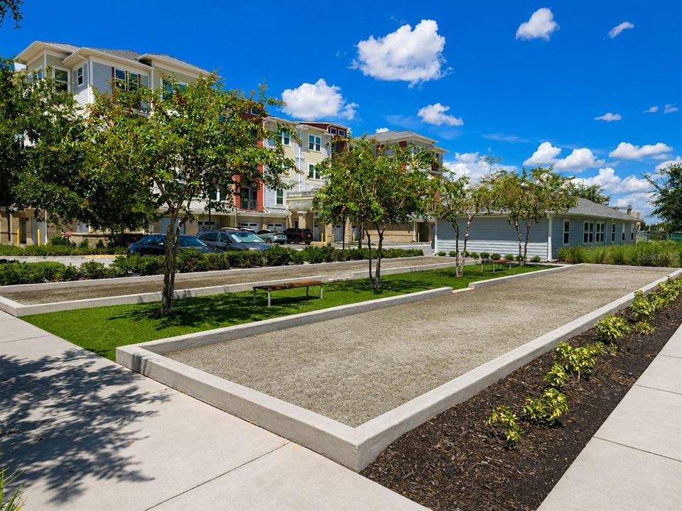 For Sale: $405,000 (2 beds, 2 baths, 1445 Square Feet)