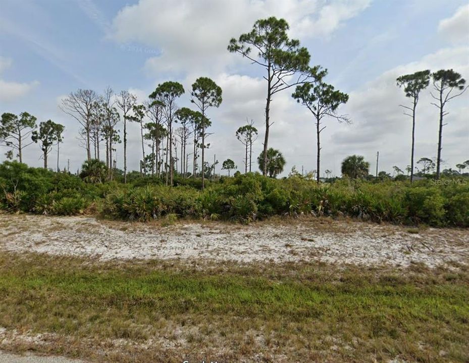 En Venta: $14,500 (0.17 acres)