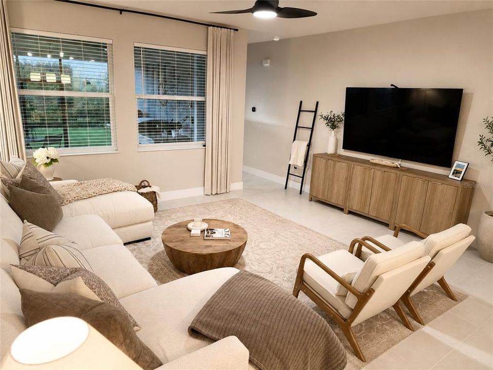 En Venta: $518,400 (4 camas, 3 baños, 2411 Pies cuadrados)