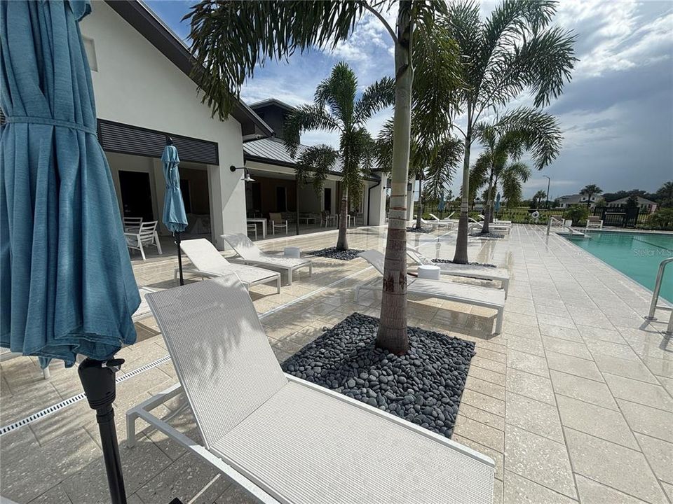 En Venta: $489,999 (4 camas, 3 baños, 2628 Pies cuadrados)