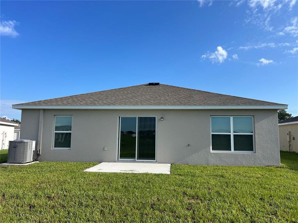 For Rent: $1,800 (3 beds, 2 baths, 1328 Square Feet)