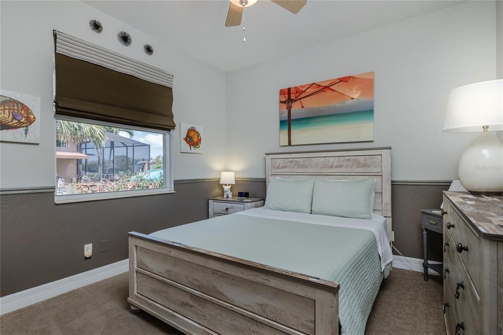 En Venta: $799,900 (3 camas, 2 baños, 2311 Pies cuadrados)