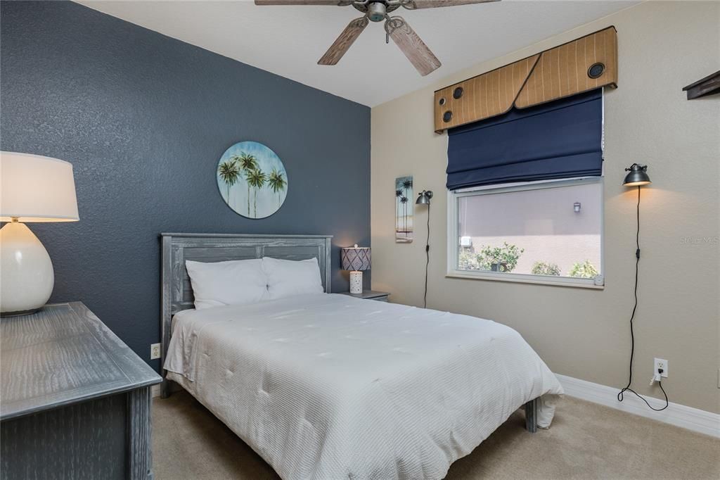 En Venta: $799,900 (3 camas, 2 baños, 2311 Pies cuadrados)