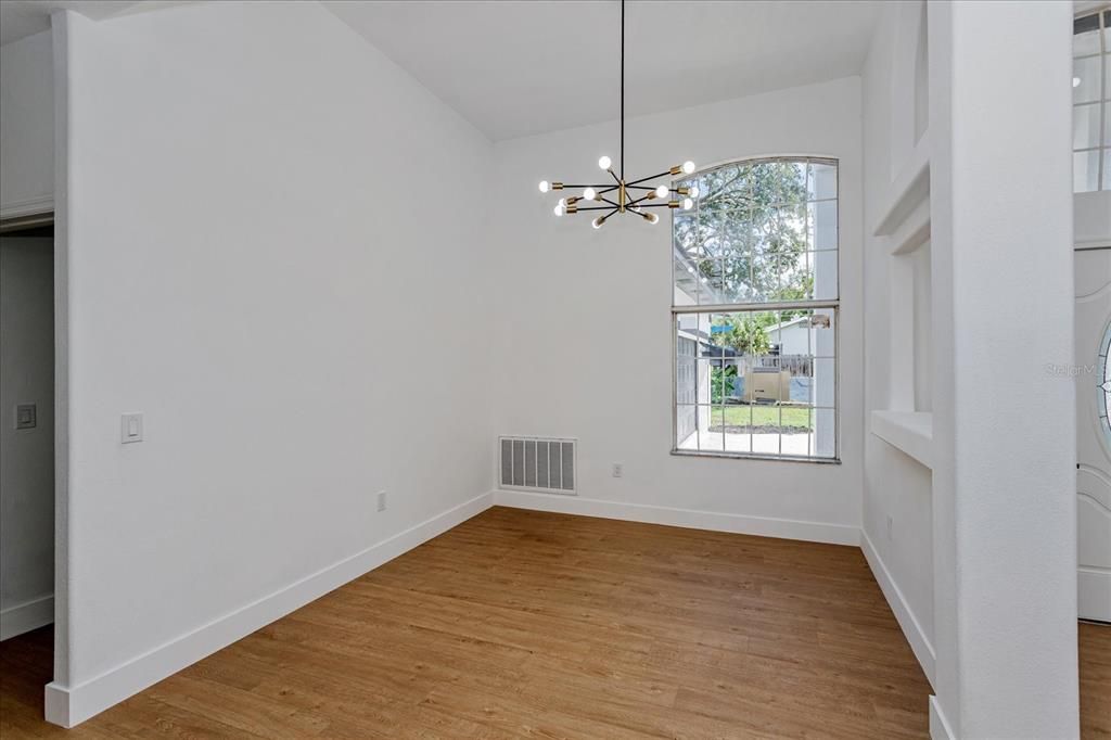 For Sale: $484,900 (4 beds, 3 baths, 2531 Square Feet)