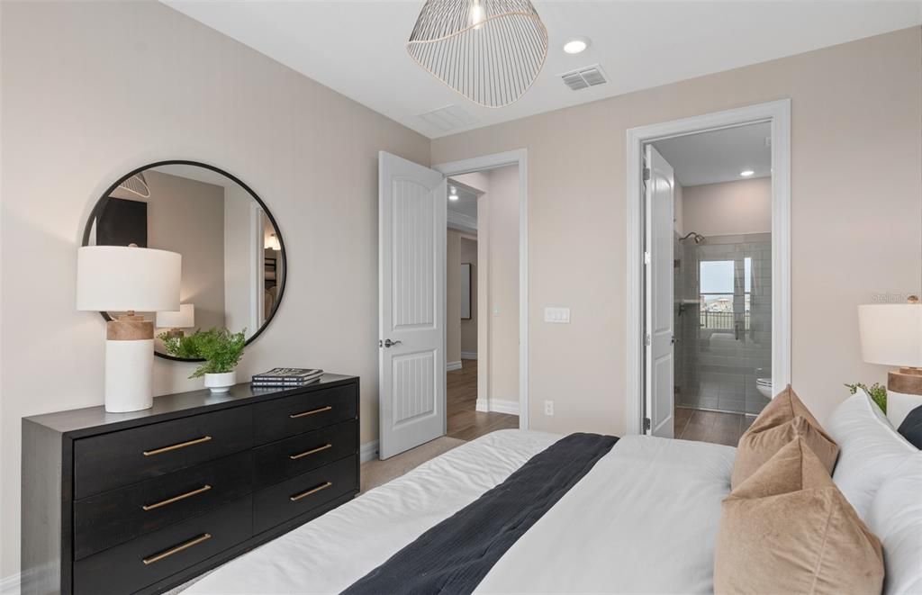 For Sale: $760,000 (5 beds, 4 baths, 3777 Square Feet)